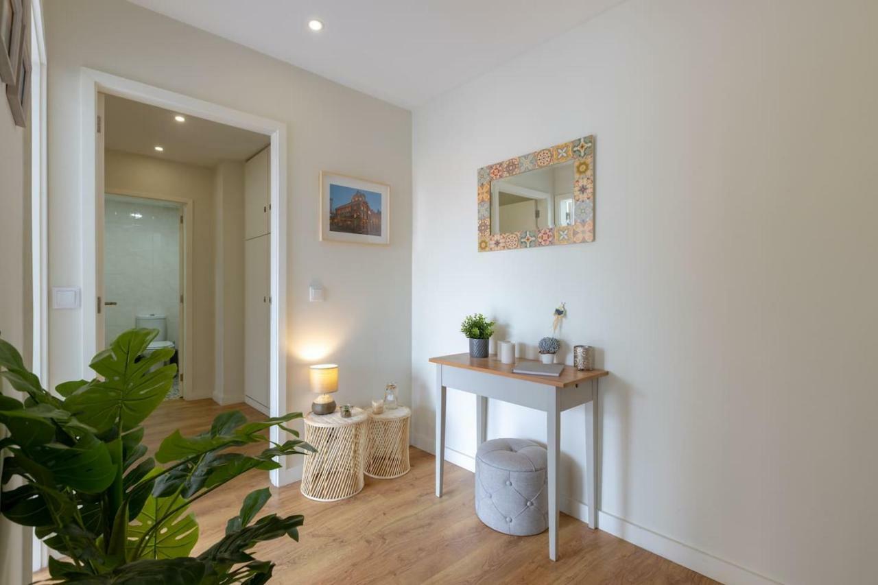 Trindade Sunny Downtown Apartment With Balcony & Ac OOporto Exterior foto