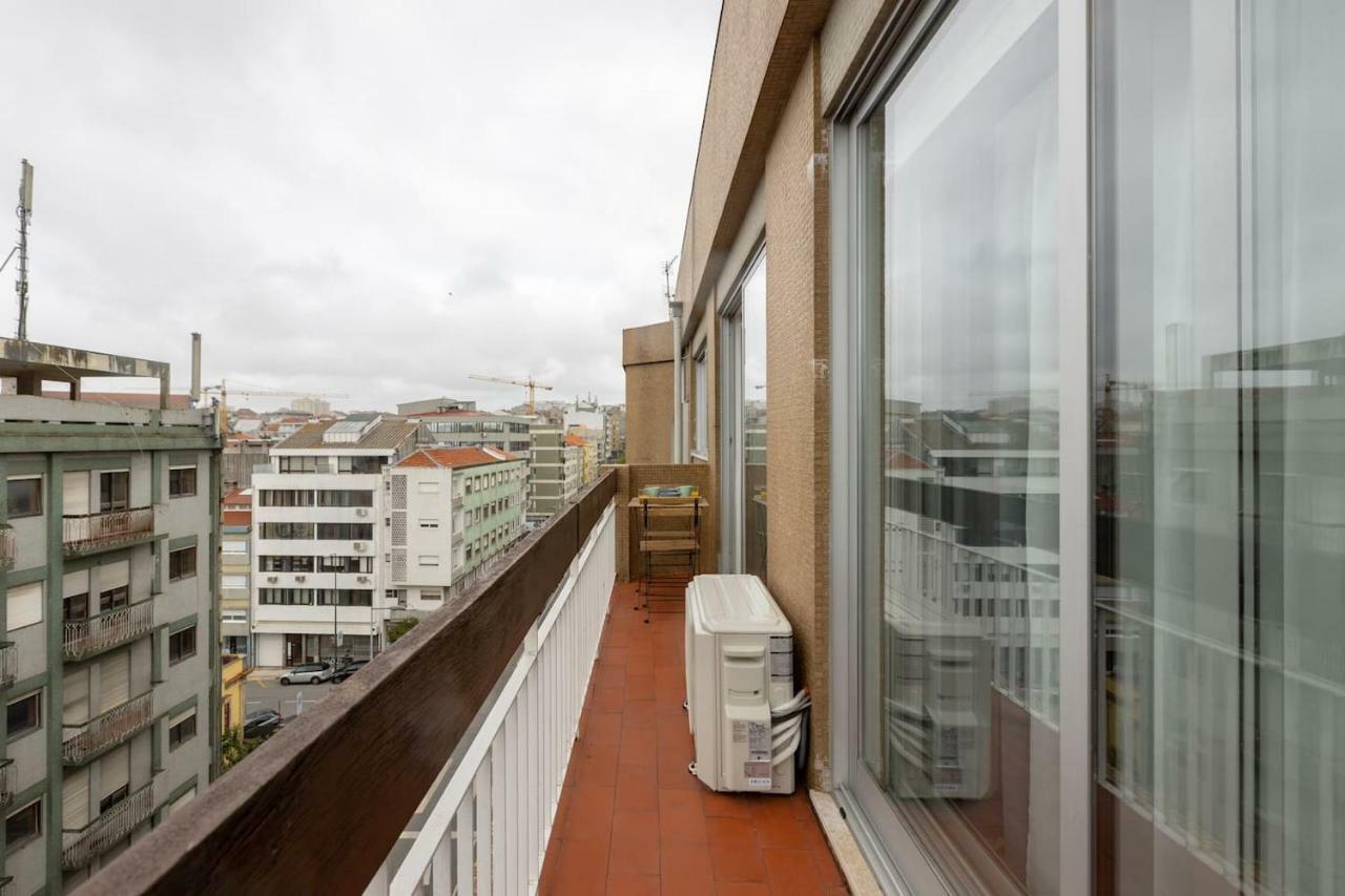 Trindade Sunny Downtown Apartment With Balcony & Ac OOporto Exterior foto